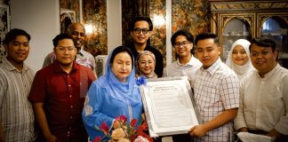 Rosmah sebak terima 'Warkah Kasih' mahasiswa USM buat Najib