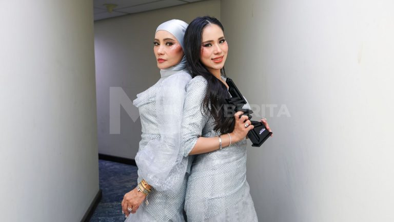 A. Aida atur langkah baharu Azeva dalam industri muzik
