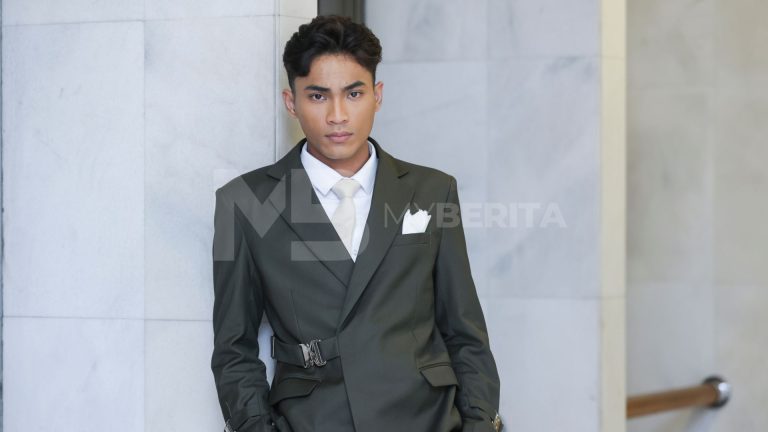 Hussain sanggup ‘puasa’ durian demi jaga vokal