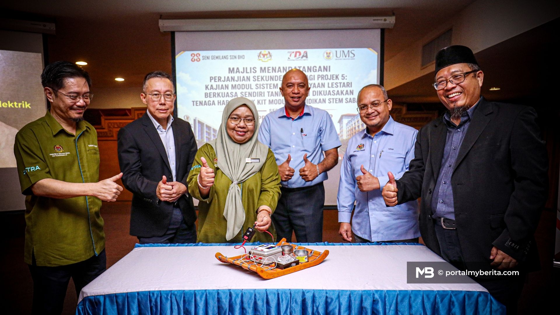 RM76,000 pacu inovasi tenaga mampan, UMS bangunkan lampu tanpa bateri untuk sekolah Sabah