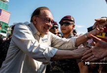 Jiwa merdeka terserlah apabila rakyat, petugas bersatu di Putrajaya – Anwar Jiwa merdeka terserlah apabila rakyat, petugas bersatu di Putrajaya - Anwar