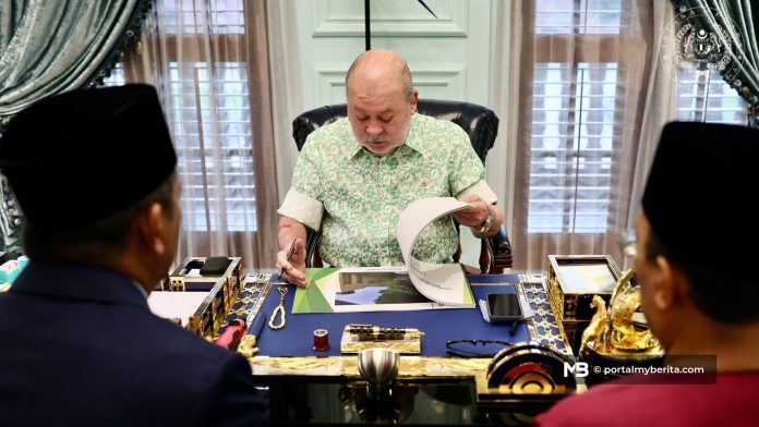 Masjid Zuhri siap dibina semula, Sultan Ibrahim berkenan tunai Solat Jumaat pertama