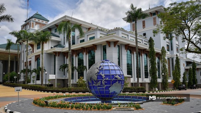 Penantian belum berakhir, waris 55 rakyat Malaysia hadir pertemuan tertutup di Wisma Putra