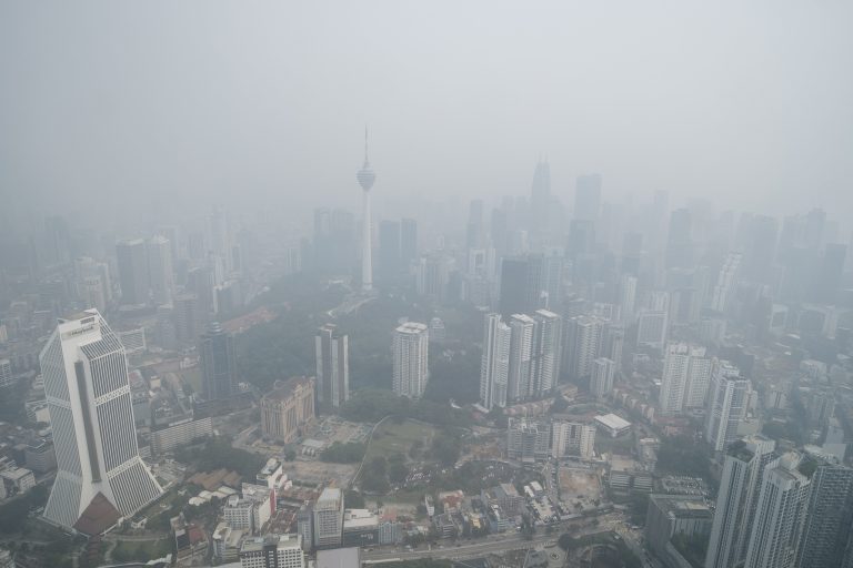 Jerebu: 38 kawasan catat IPU tidak sihat setakat 9 pagi, Segamat paling terjejas