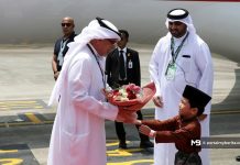 Putera Mahkota Bahrain tiba di Malaysia sempena F1 di Sepang Putera Mahkota Bahrain tiba di Malaysia sempena F1 di Sepang