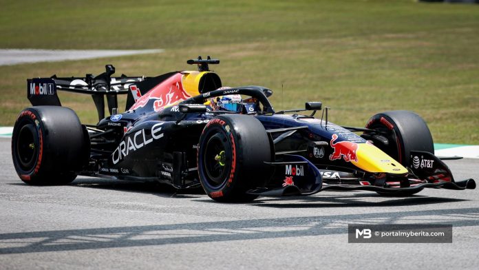 Verstappen kembali 'tawan' Sepang, catat masa terpantas hari pertama